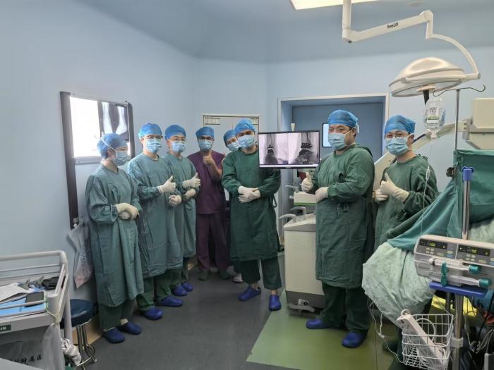 郴州市首例！湘南学院附属医院成功实施 3D 打印导板下踝关节置换术1 (3).jpg