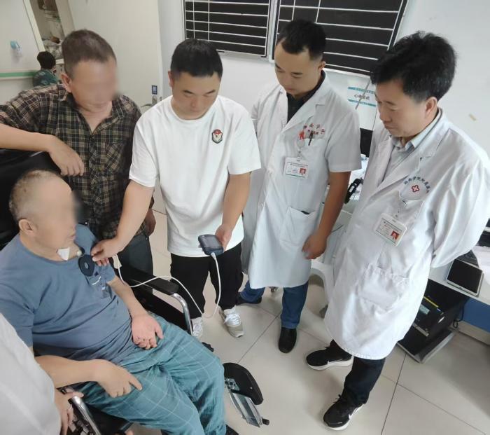 从“瘫”到“动”的跨越：郴州脑卒中偏瘫患者迎来康复新机遇1 (1).jpg