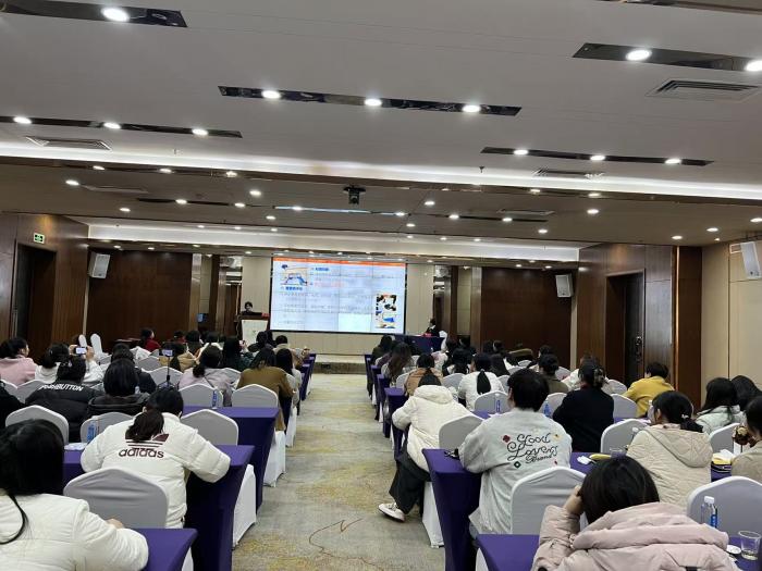 我院承办2025郴州乳腺癌诊疗与静脉输液护理学术年会1 (4).jpg